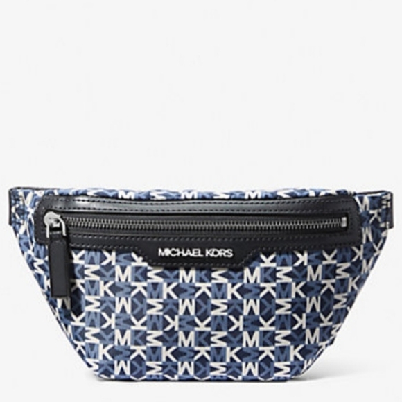 Michael Kors Handbags - Michael Kors Cooper Belt Bag (UNISEX)